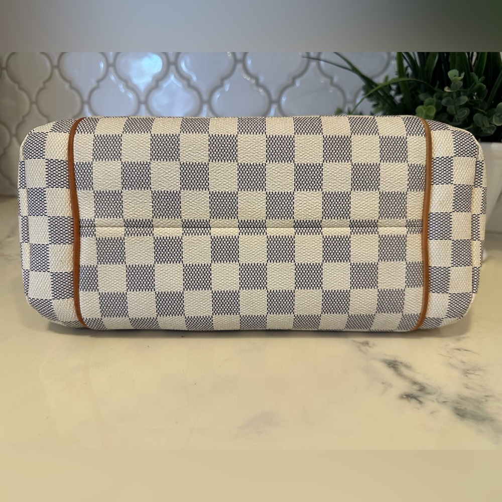 Louis Vuitton Damier Azur Totally PM - Picture 6 of 16